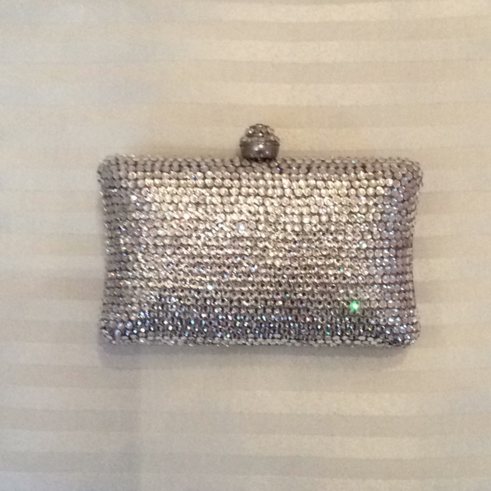 Crystal clutch